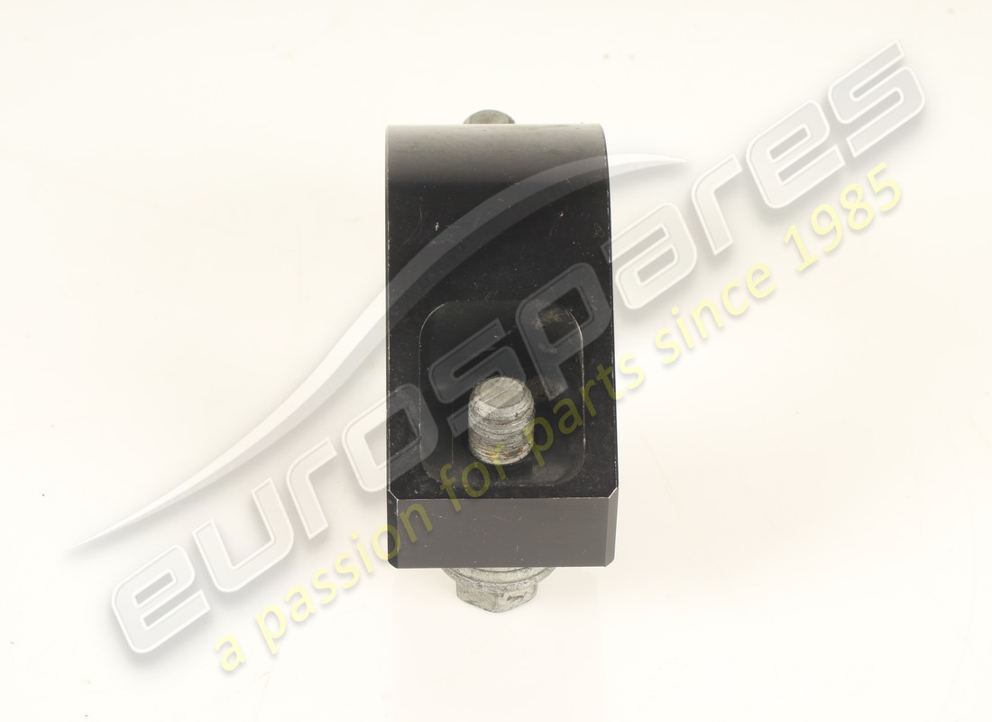 GEBRAUCHT FERRARI VORDERE STANGENHALTERUNG. TEILENUMMER 265688 (3) gebraucht ferrari vordere stangenhalterung. teilenummer 265688 (3)