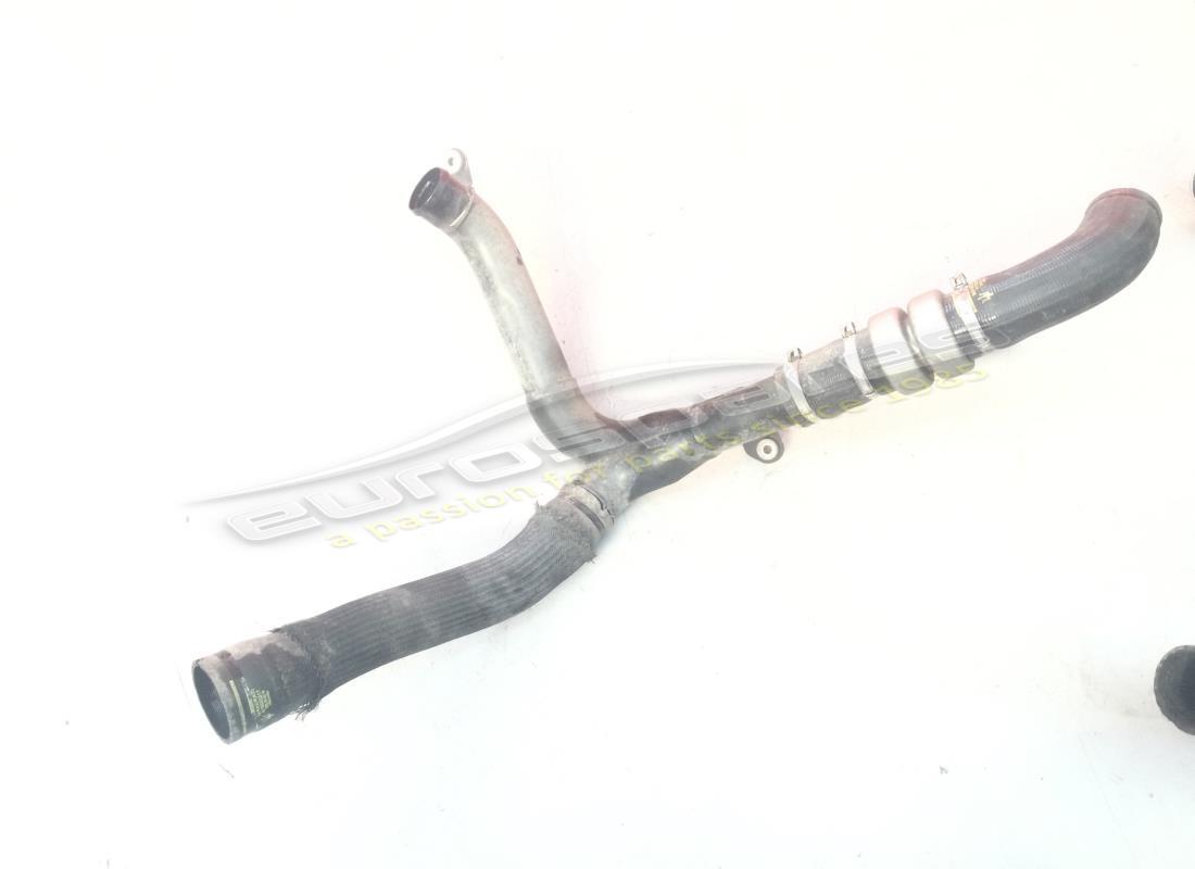 GEBRAUCHTE Maserati HÜLSE VON TURBINE ZUM ZWISCHENTEIL . TEILENUMMER 670033317 (1)