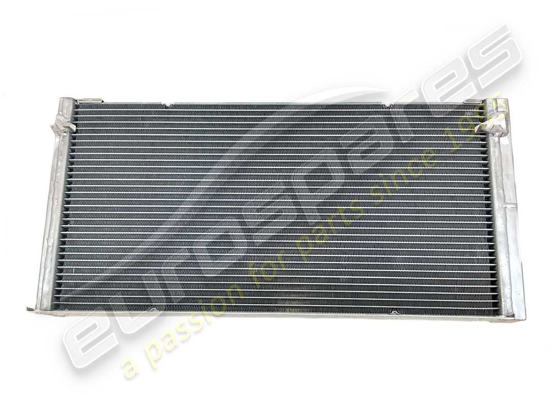 neuer ferrari wasserkühler. teilenummer 136398 (2)