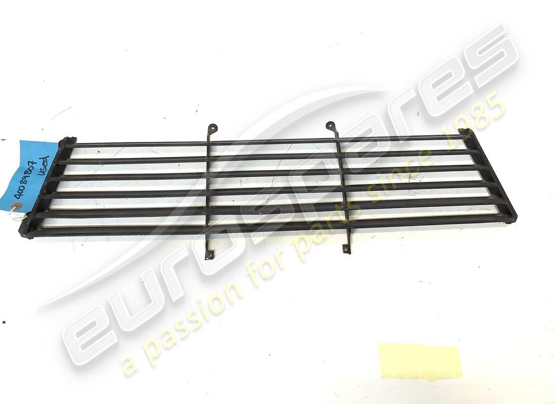 GEBRAUCHTER Ferrari MOTORDECKELGITTER. TEILENUMMER 40089807 (1)
