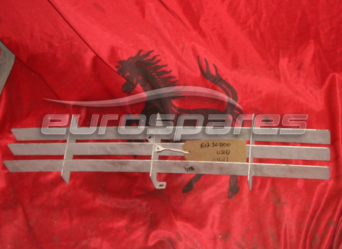 GEBRAUCHT Ferrari UNTERES PANELGITTER . TEILENUMMER 61736800 (1)