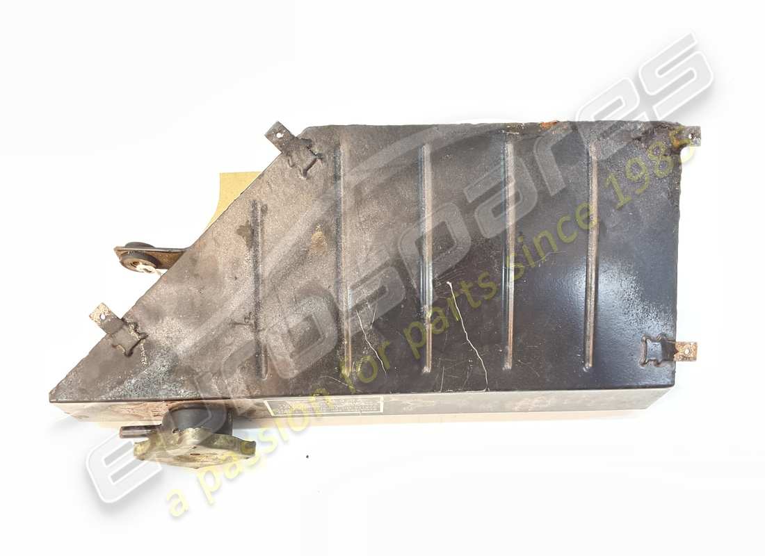 verwendeter ferrari headertank. teilenummer 117691 (2)
