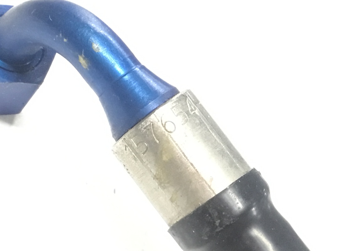neues ferrari kraftstoffrohr von der pumpe zum linken filter. teilenummer 157654 (4)
