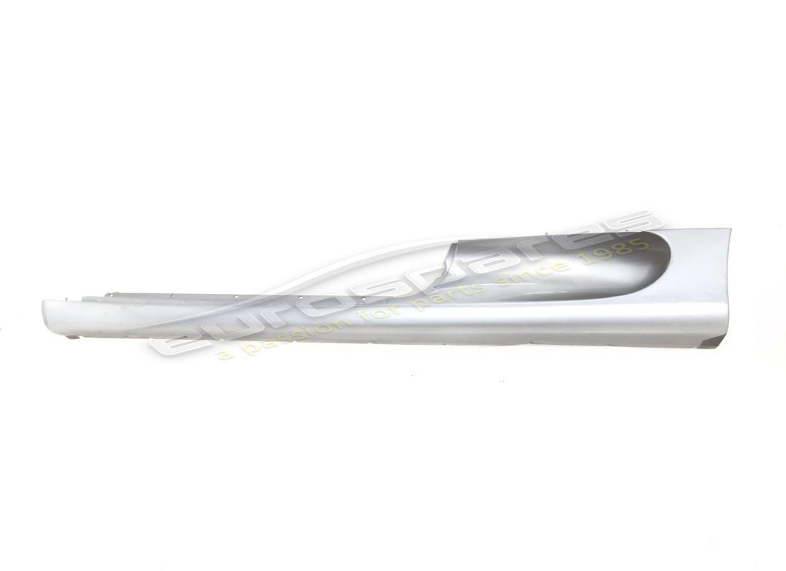 GEBRAUCHTE Ferrari UNTERTÜRVERKLEIDUNG LINKS . TEILENUMMER 66099510 (1)