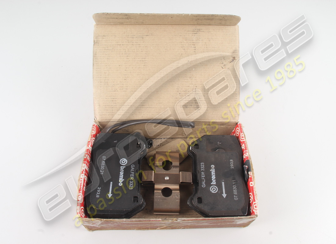 neu maserati front bremsbelagsatz set-fc:0,4. teilenummer 380200039 (1)