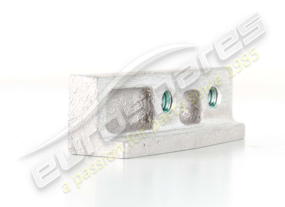 NEU FERRARI RH HILFSRAHMEN UNTERE BEFESTIGUNG B. TEILENUMMER 88655500 (2) neu ferrari rh hilfsrahmen untere befestigung b. teilenummer 88655500 (2)