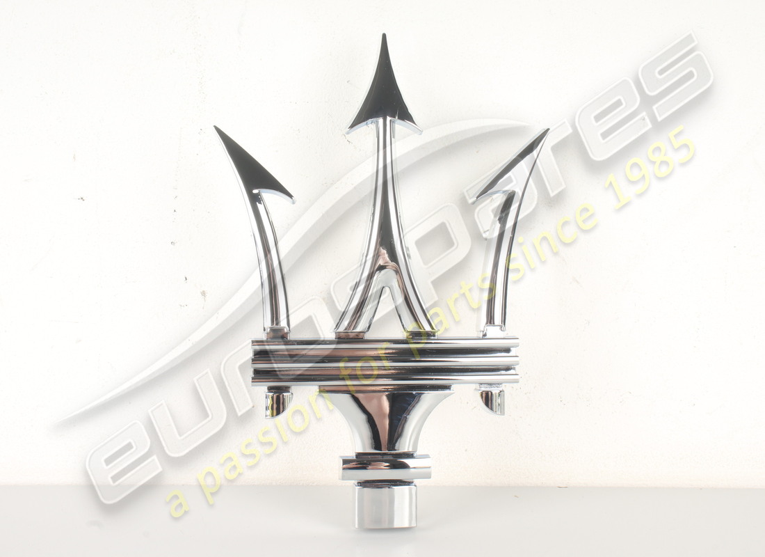 neu maserati chrom-dreizack. teilenummer 670005377 (1)