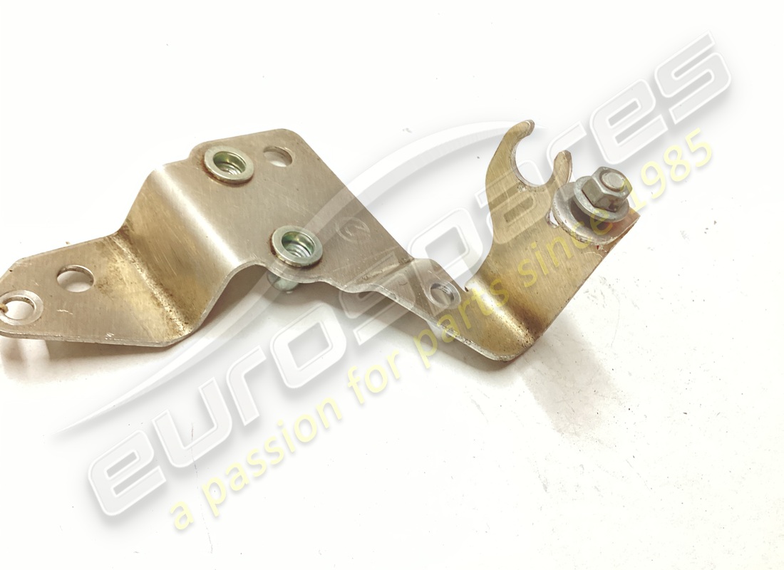 GEBRAUCHTE Ferrari GELENKEHALTERUNG VORNE LINKS. TEILENUMMER 304733 (1)