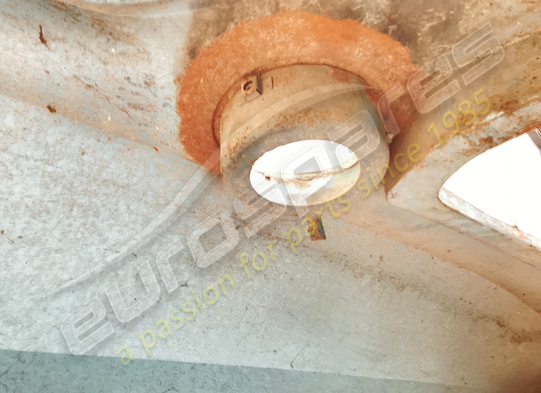 neues ferrari heckende komplett 330 gt mk1. teilenummer 2422000007 (4)