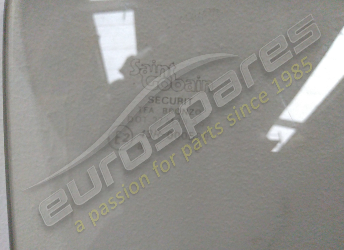 neu ferrari rh bronze türglas. teilenummer 2573055400 (2)