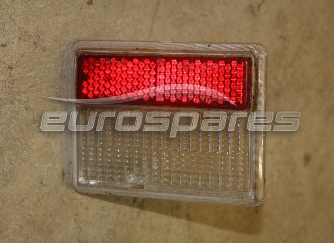 GEBRAUCHTE Lamborghini RÜCKLICHTLINSE. TEILENUMMER 006310490L (1)