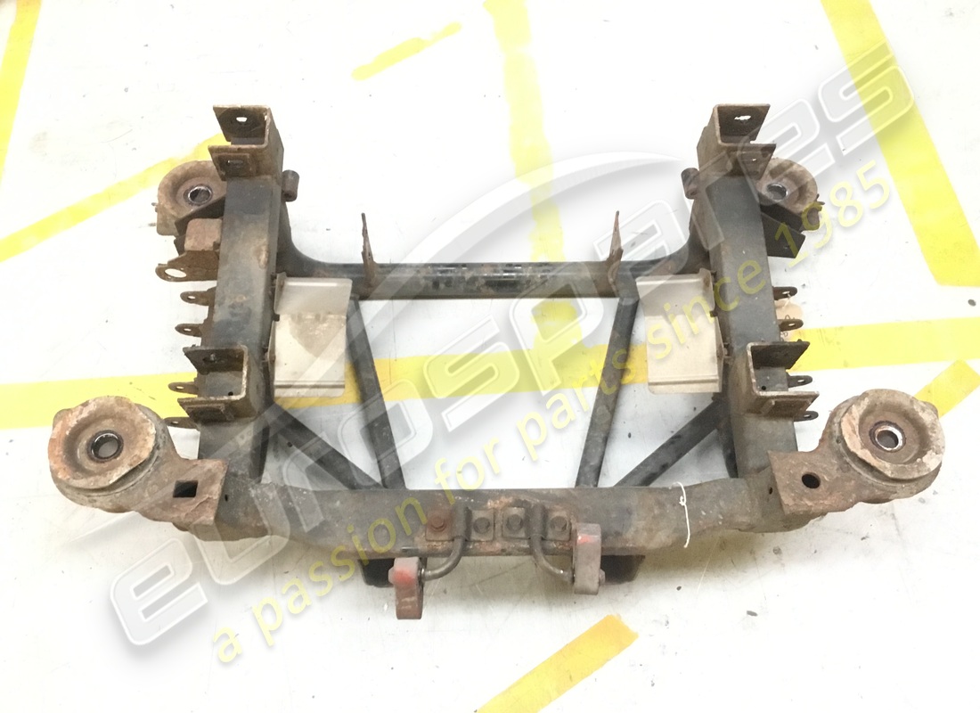 verwendet maserati hinterer rahmenbaugruppe. teilenummer 208591 (5)