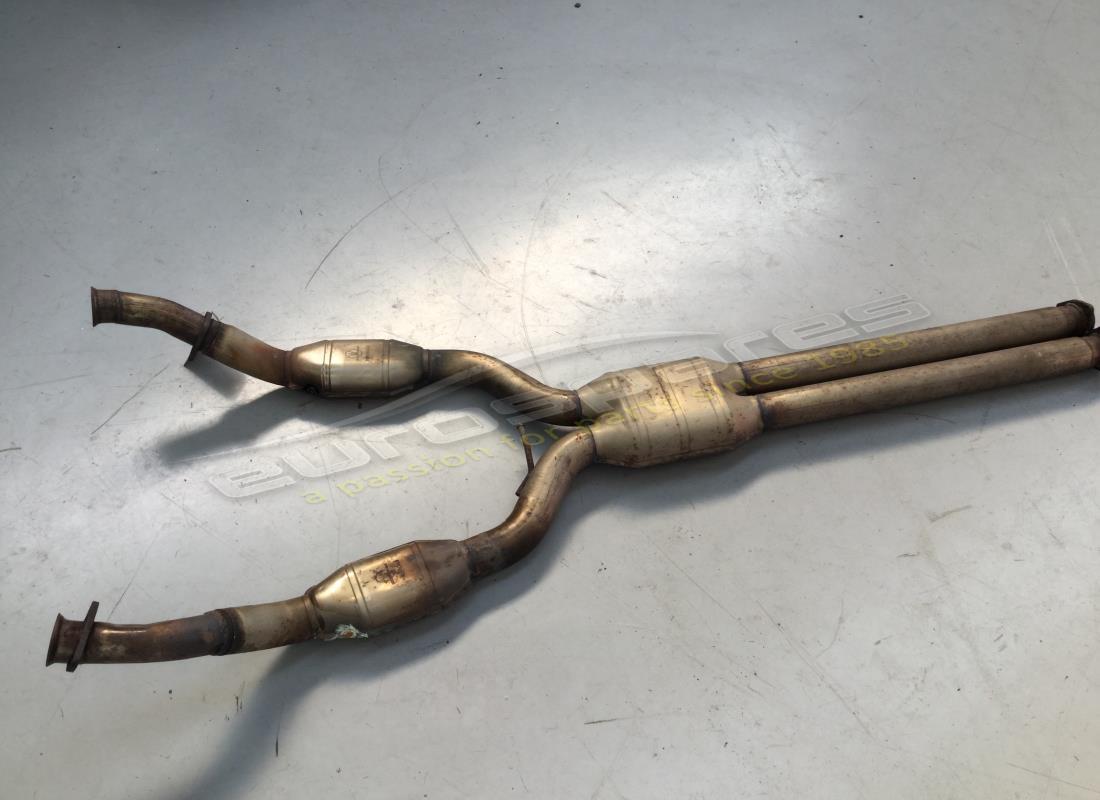 GEBRAUCHTER Maserati VORDERER KATALYSATOR. TEILENUMMER 379080104 (1)