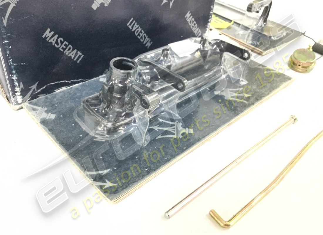 neuer maserati-griff. teilenummer 374580022 (3)