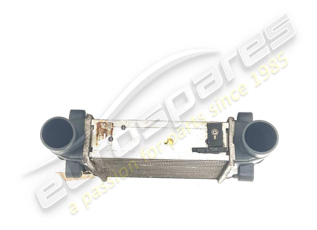 gebrauchter maserati luft-luft-austausch. teilenummer 382000140 (3)