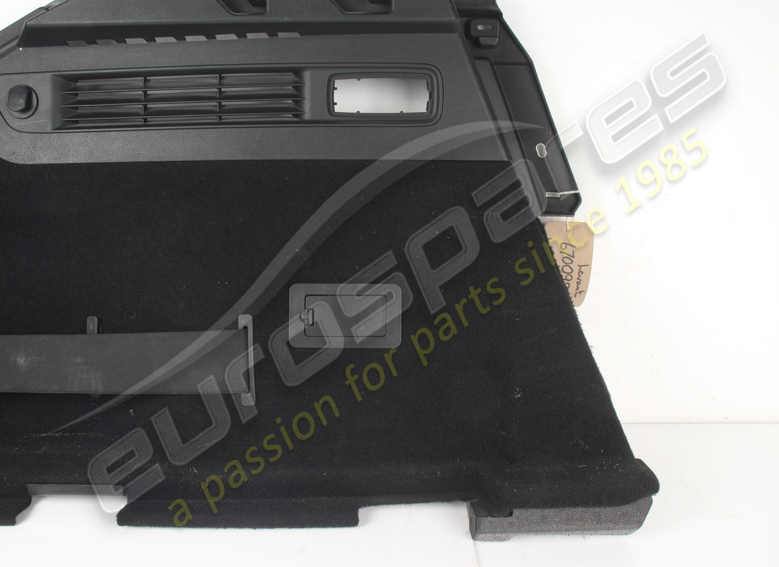 GEBRAUCHT MASERATI LINKE SEITENABDECKUNG SCHWARZ. TEILENUMMER 670098384 (4) gebraucht maserati linke seitenabdeckung schwarz. teilenummer 670098384 (4)