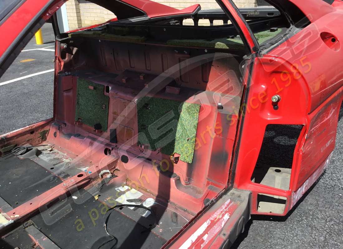 gebrauchtes ferrari vorderes fahrgestell. teilenummer 65742300 (8)