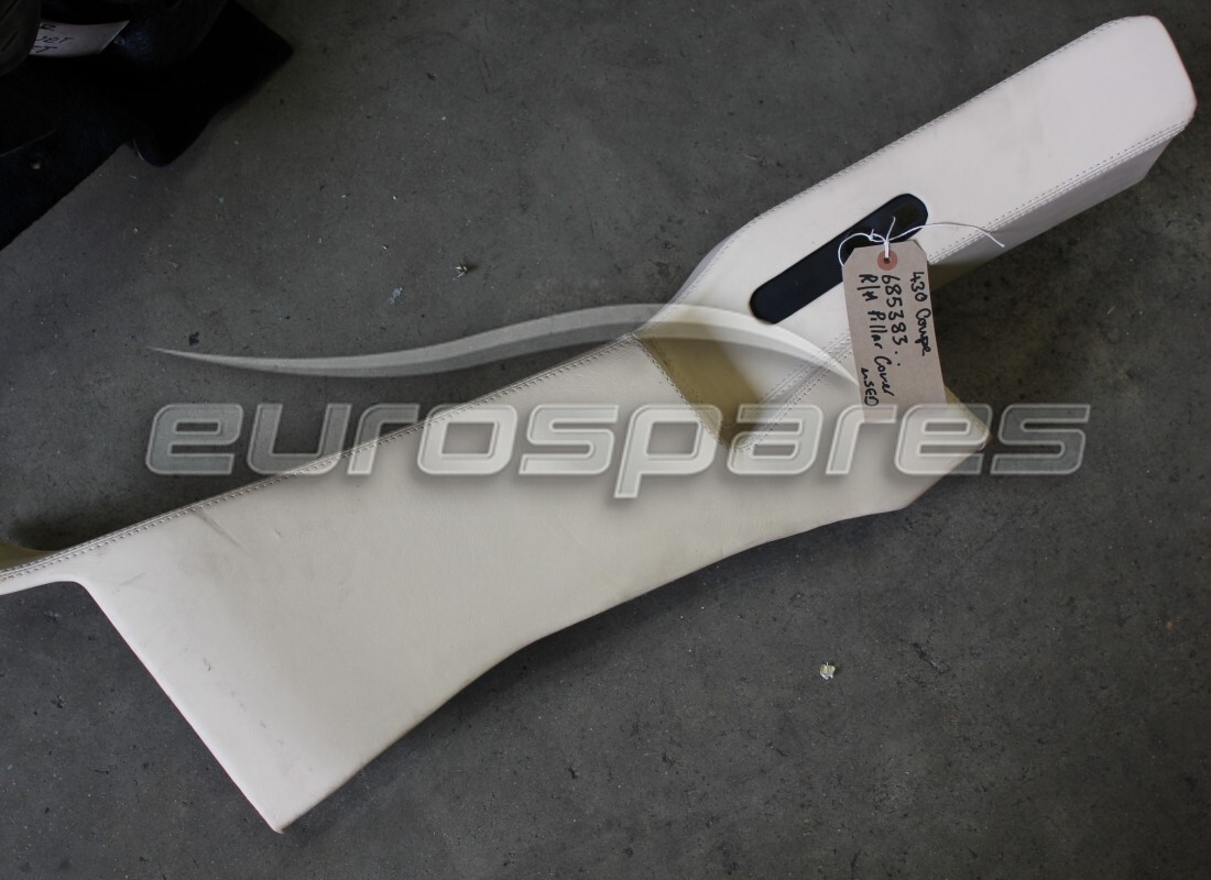 GEBRAUCHTE Ferrari RECHTE MITTELSÄULENVERKLEIDUNG. TEILENUMMER 685383.. (1)