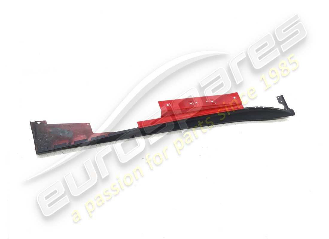 GEBRAUCHT Ferrari LINKE ÄUSSERE SCHWELLERABDECKUNG. TEILENUMMER 84306310 (1)