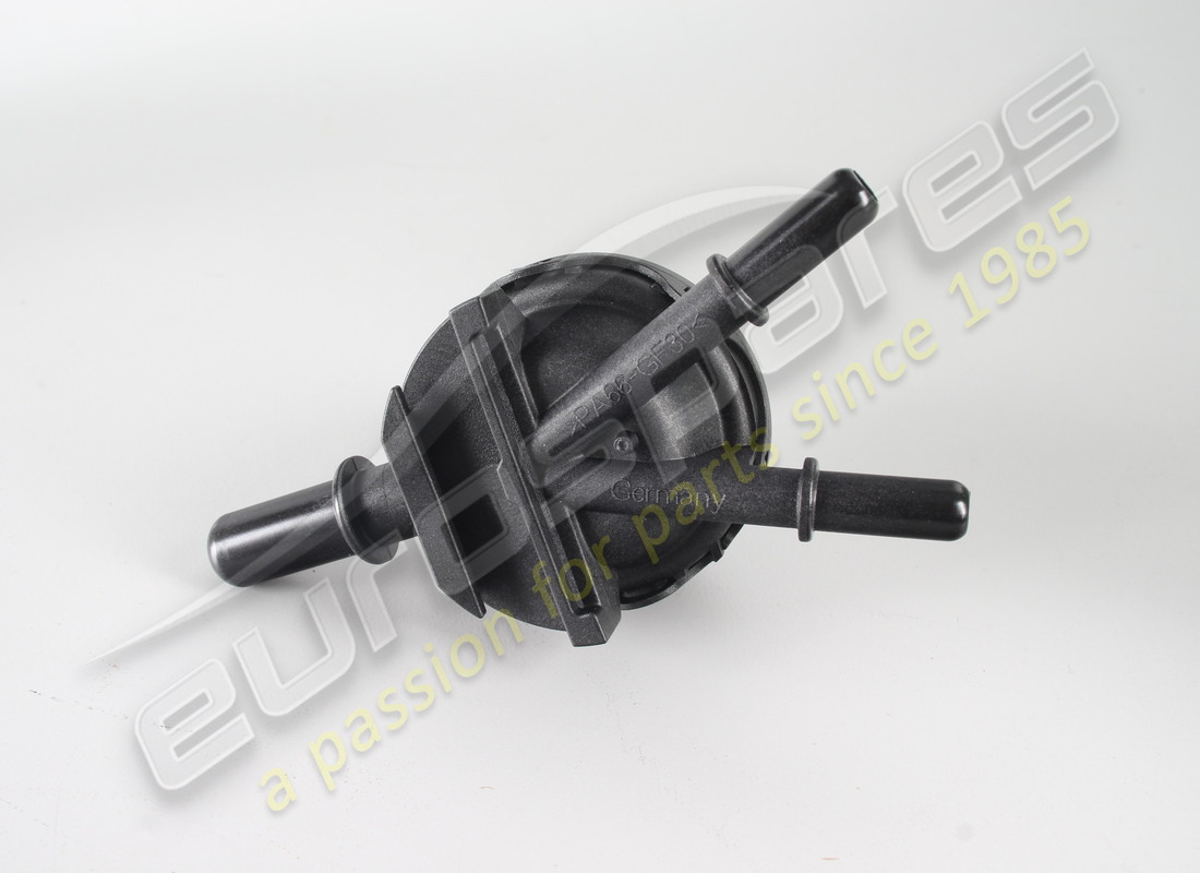 neues porsche entlüftungsventil. teilenummer 7p5121671a (2)