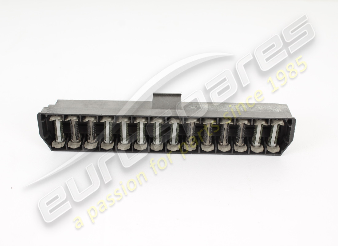 neuer ferrari sicherungskasten. teilenummer 116262 (1)