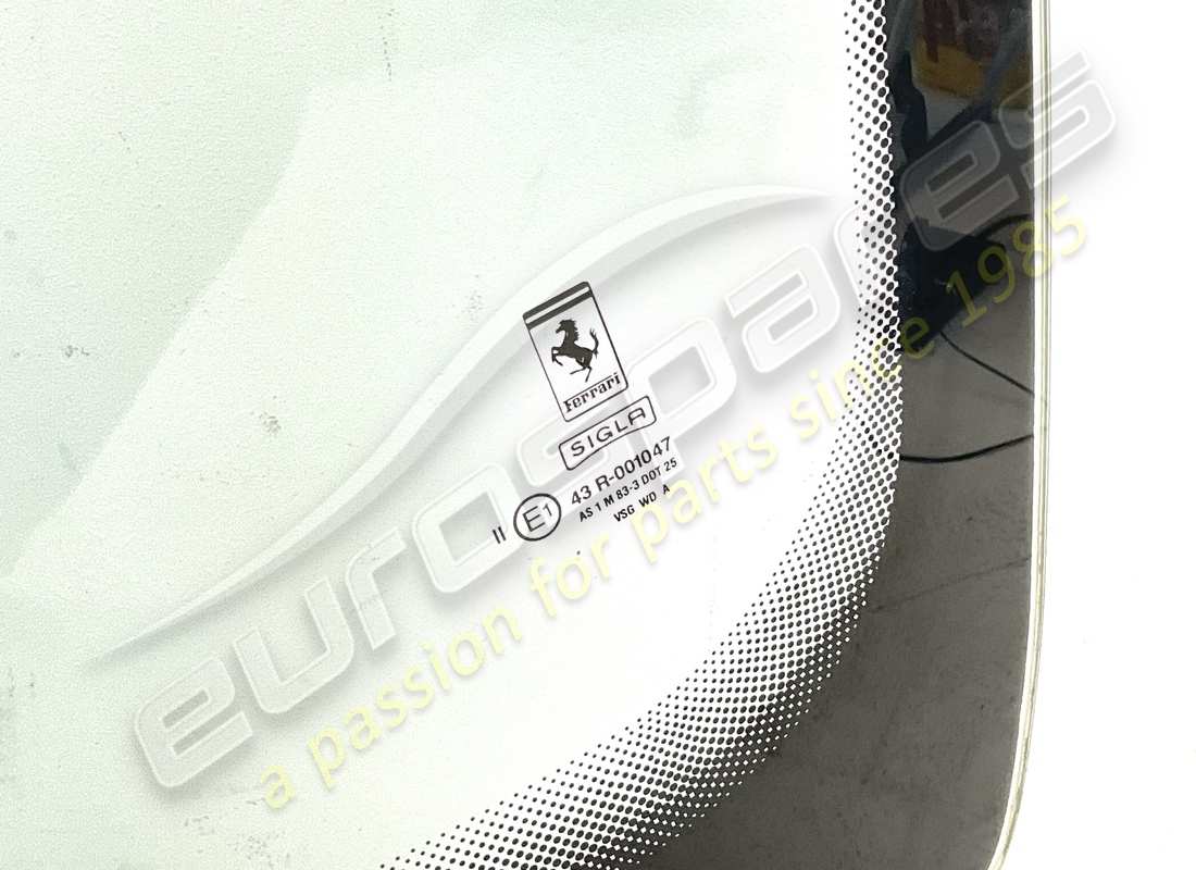 neue (sonstige) ferrari windschutzscheibe. teilenummer 65815600 (2)