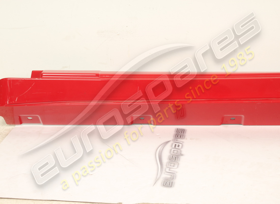 neue (sonstige) ferrari untertürverkleidung links. teilenummer 83261500 (9)