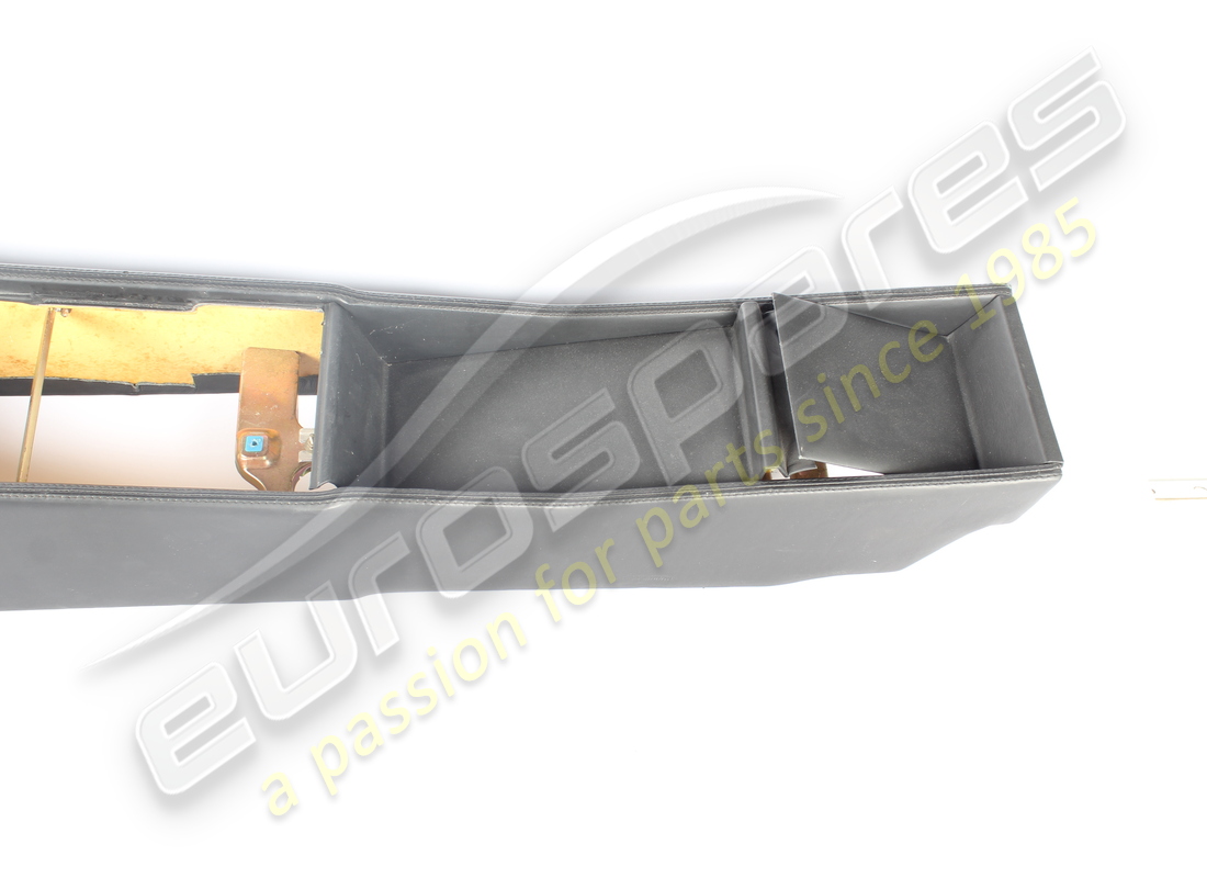 gebrauchte ferrari gepolsterte tunnelabdeckungskonsole. teilenummer 642409.. (2)