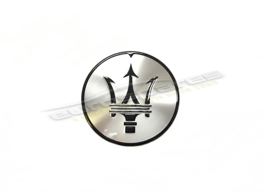 neues maserati radabzeichen. teilenummer 670149985 (1)