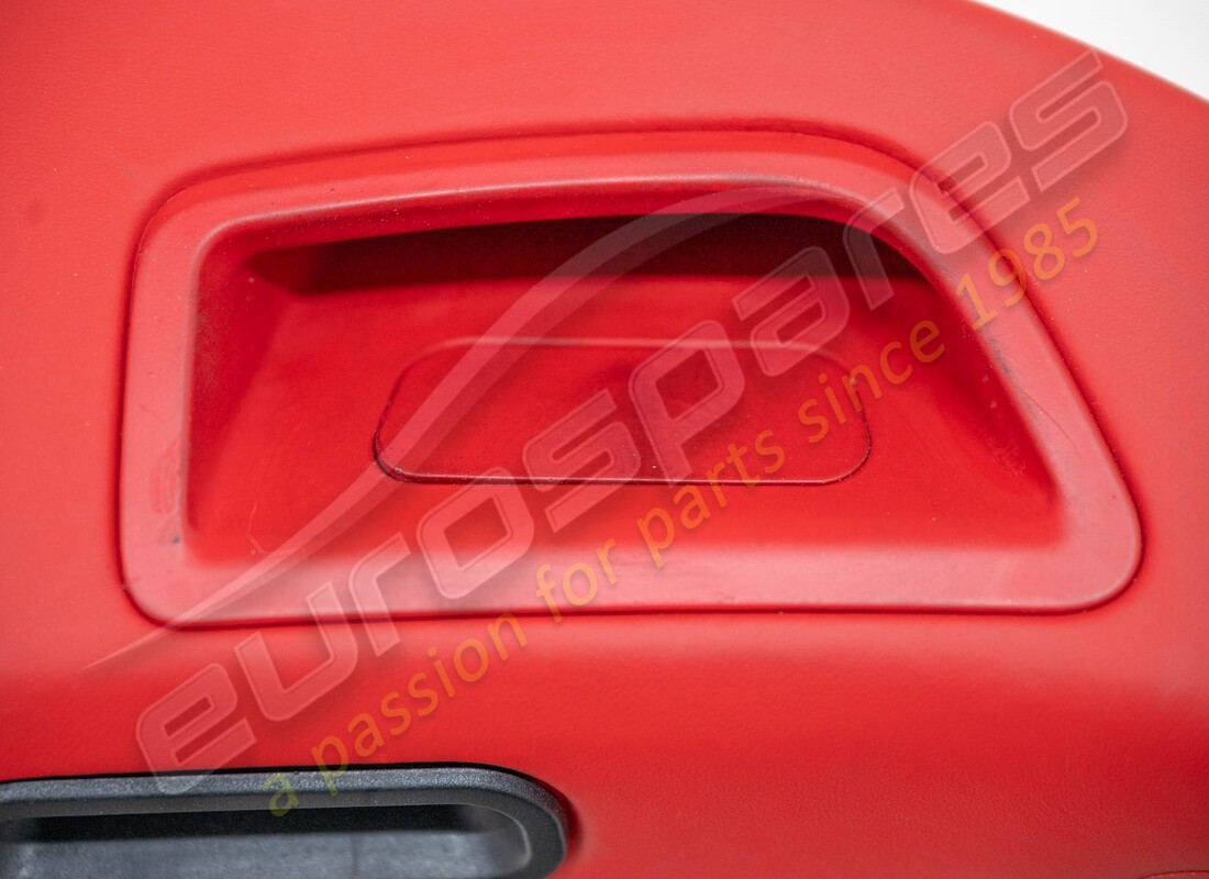 gebrauchte ferrari untere heckklappenverkleidung schwarzes leder. teilenummer 85603912 (2)