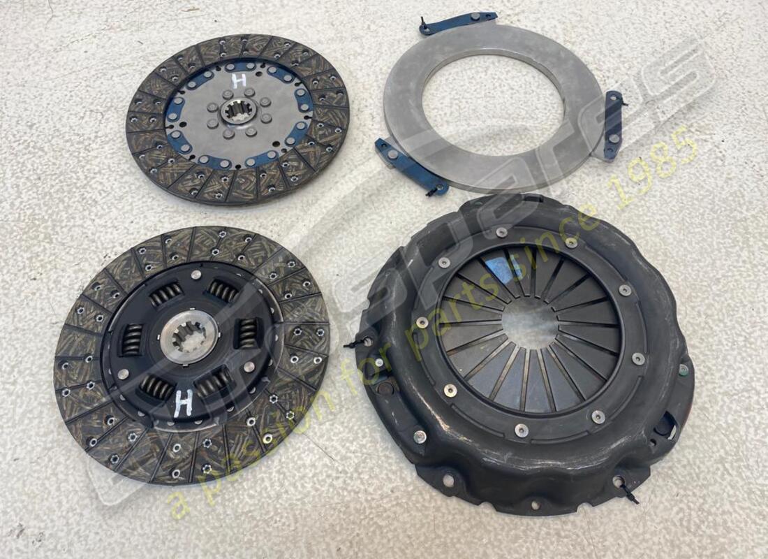 NEUES Eurospares KUPPLUNGSSATZ . TEILENUMMER 124680 (1)