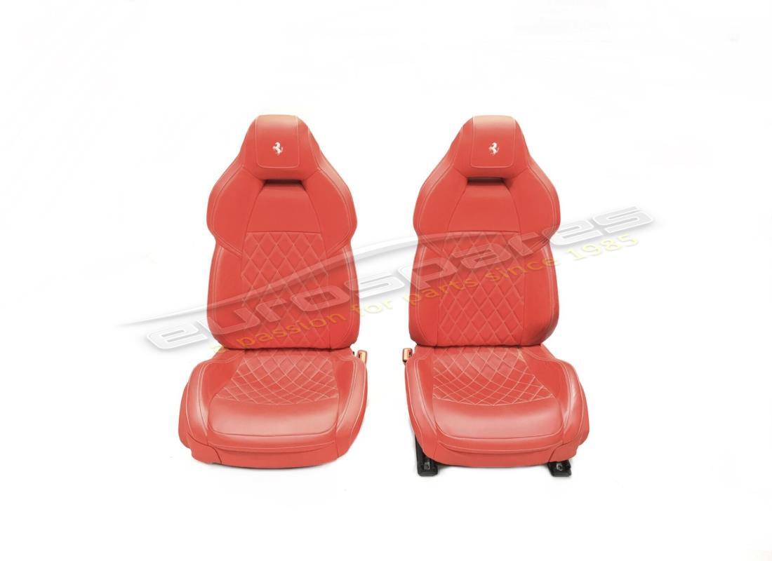 Gebrauchte Ferrari Paar rote Standardsitze. TEILENUMMER 83385000 (1)