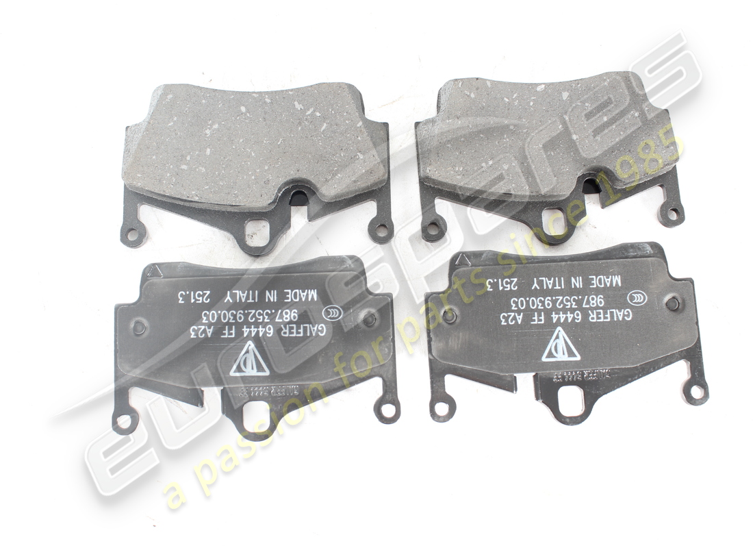 neu porsche 1 satz bremsbeläge. teilenummer 98735293903 (1)