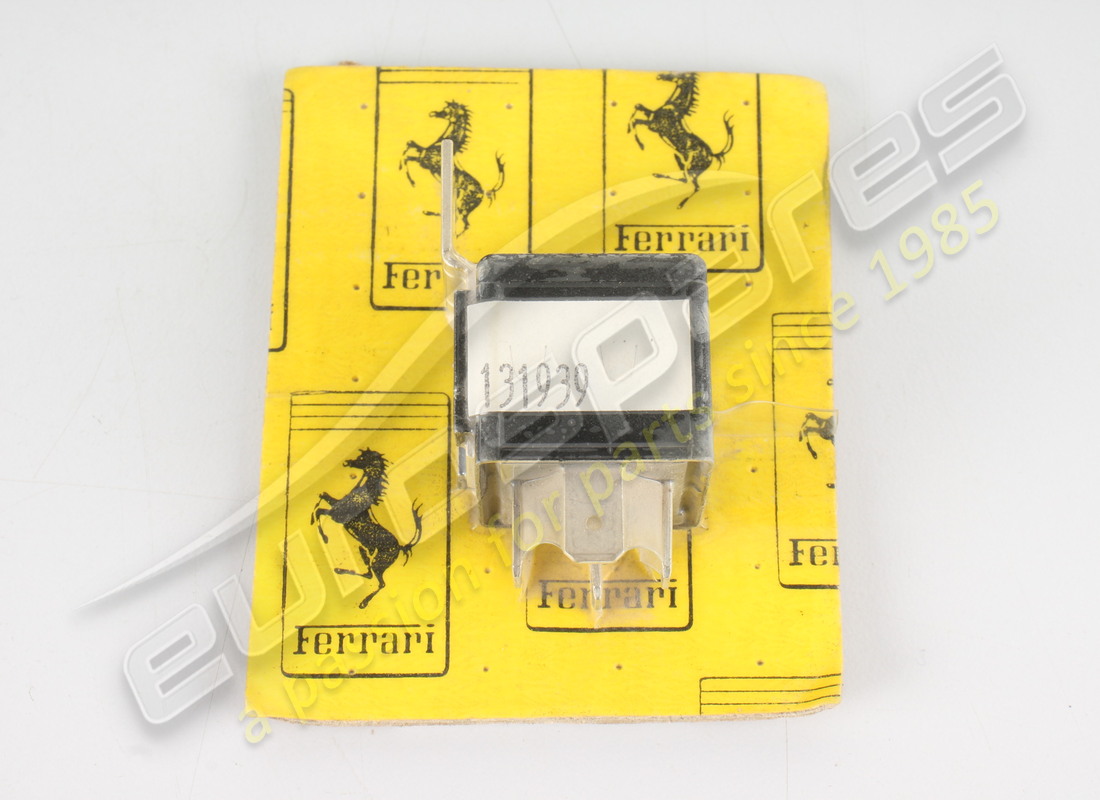neu ferrari siemens anti-rutsch-relais 4 pin schwarz. teilenummer 131939 (1)