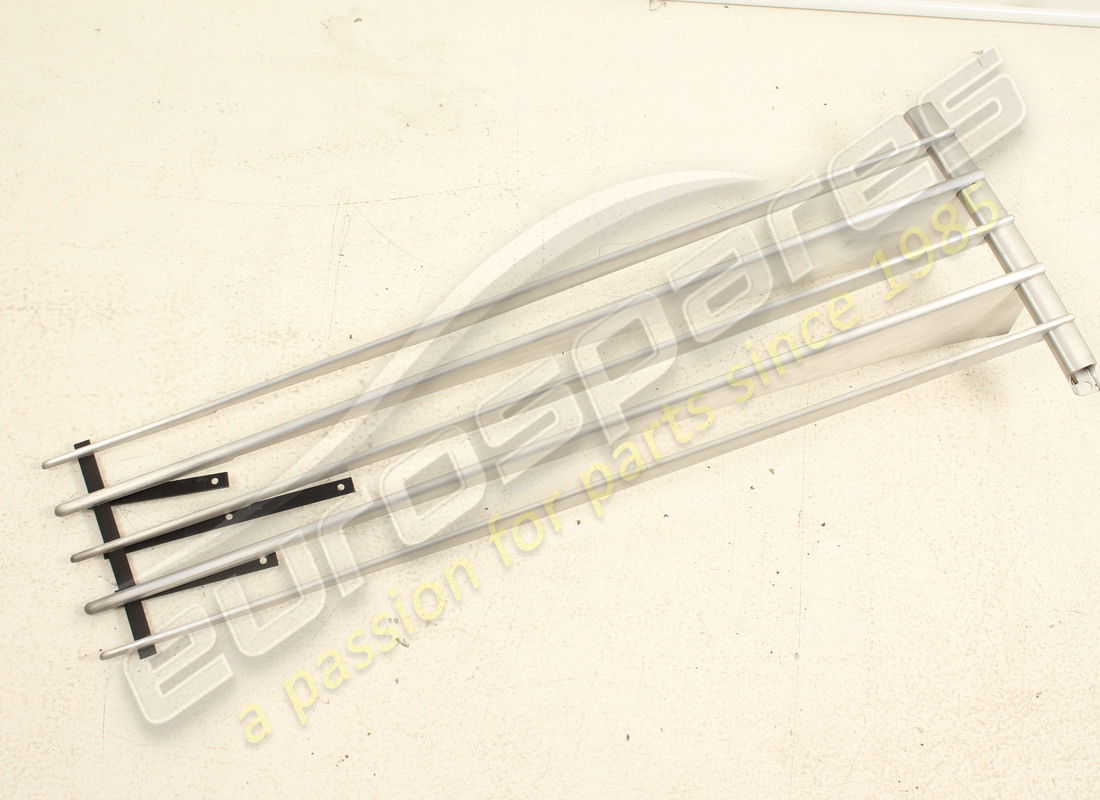 NEUES Ferrari RECHTES TÜRGITTER 14POINT . TEILENUMMER 61488300 (1)
