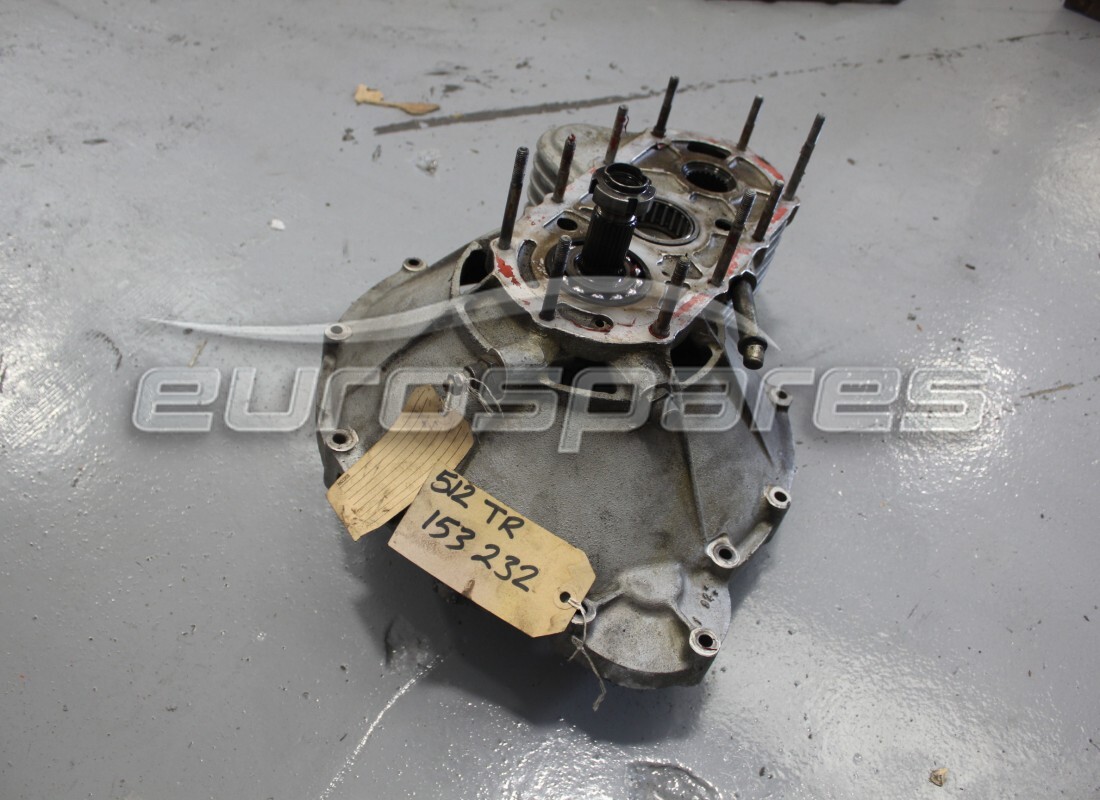 GEBRAUCHT Ferrari KUPPLUNGSGLOCKENGEHÄUSE KOMPLETT. TEILENUMMER 153232 (1)
