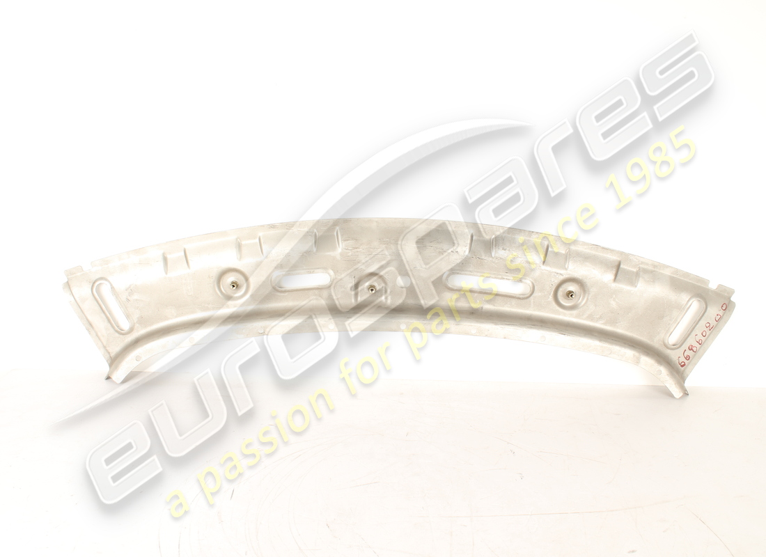 neu ferrari vorderer quertraeger. teilenummer 66860211 (1)