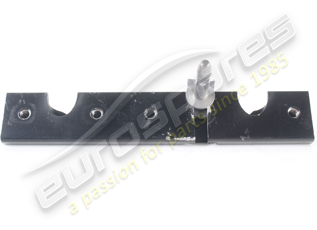 GEBRAUCHTE LAMBORGHINI MONTAGEHALTERUNG. TEILENUMMER 4S7813929D (3) gebrauchte lamborghini montagehalterung. teilenummer 4s7813929d (3)