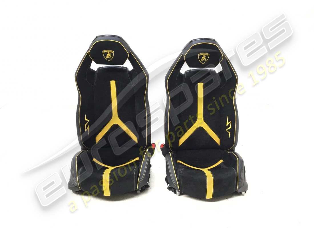 gebrauchter lamborghini aventador sv rhd sitze in carbon. teilenummer eap1374061 (1)