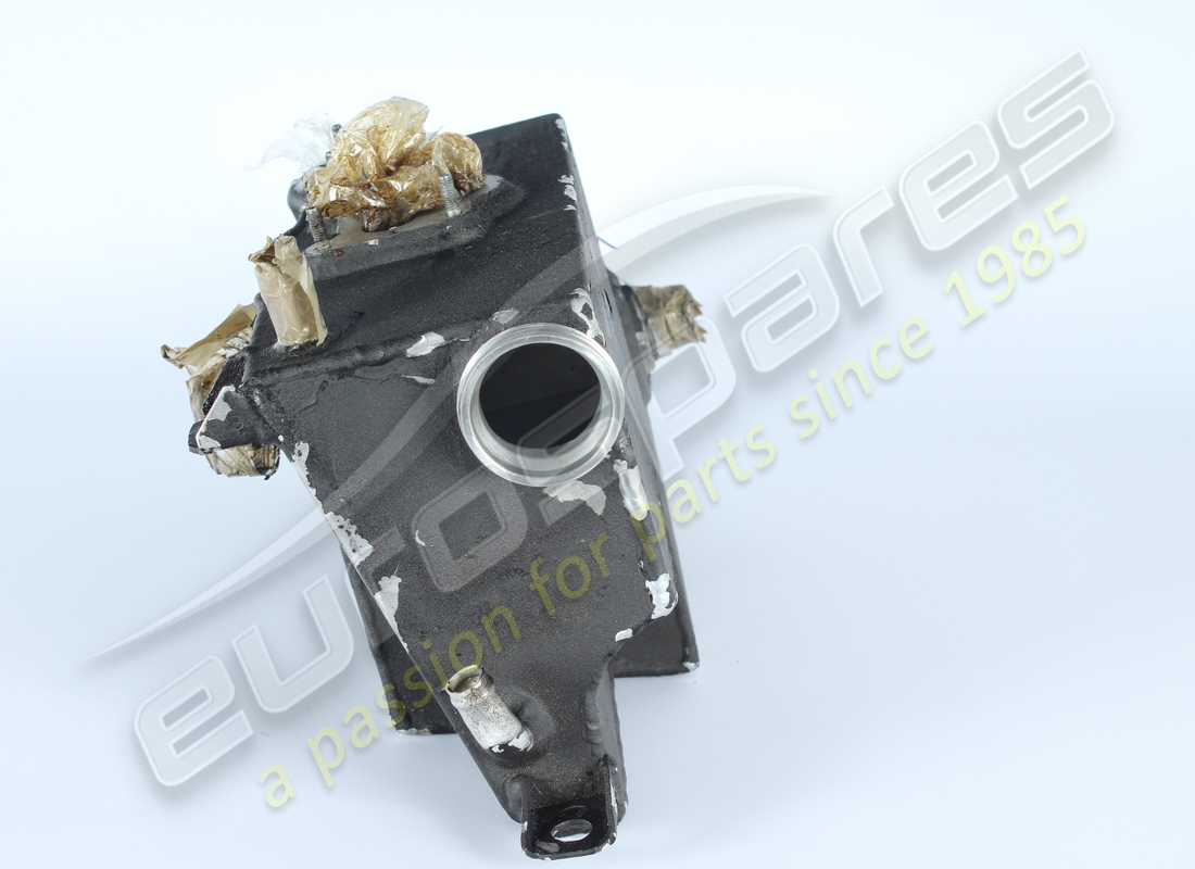 gebrauchter ferrari öltank. teilenummer 170063 (3)