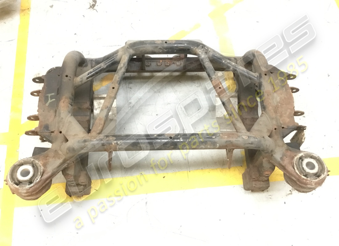 verwendet maserati hinterer rahmenbaugruppe. teilenummer 208591 (4)