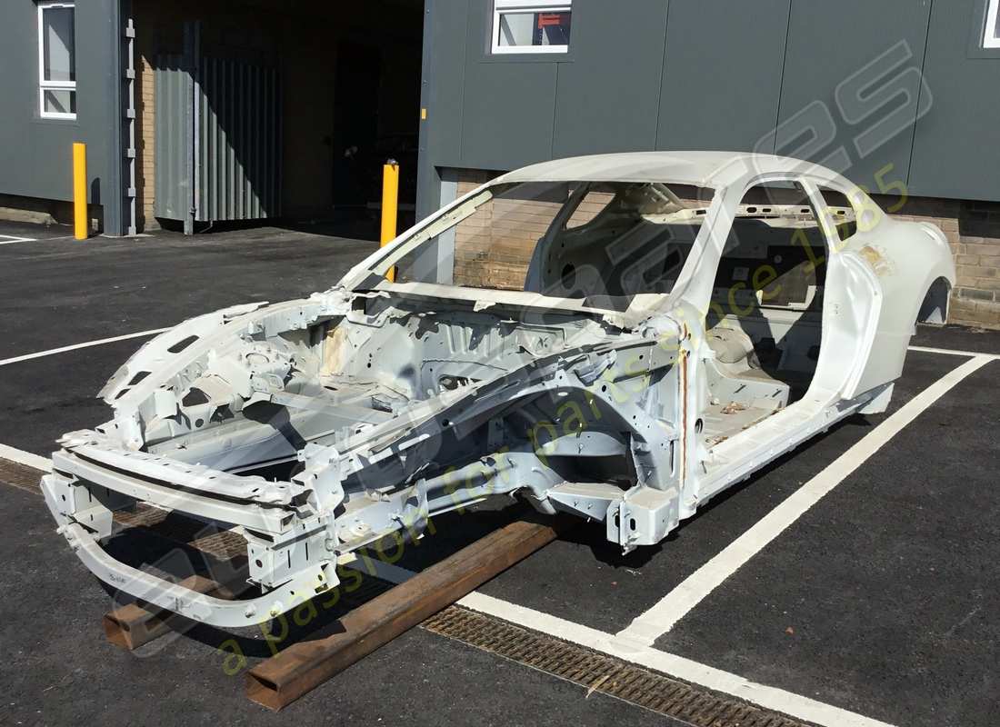 NEU (ANDERE) Maserati KOMPLETTES LHD-FAHRGESTELL. TEILENUMMER 980145185 (1)