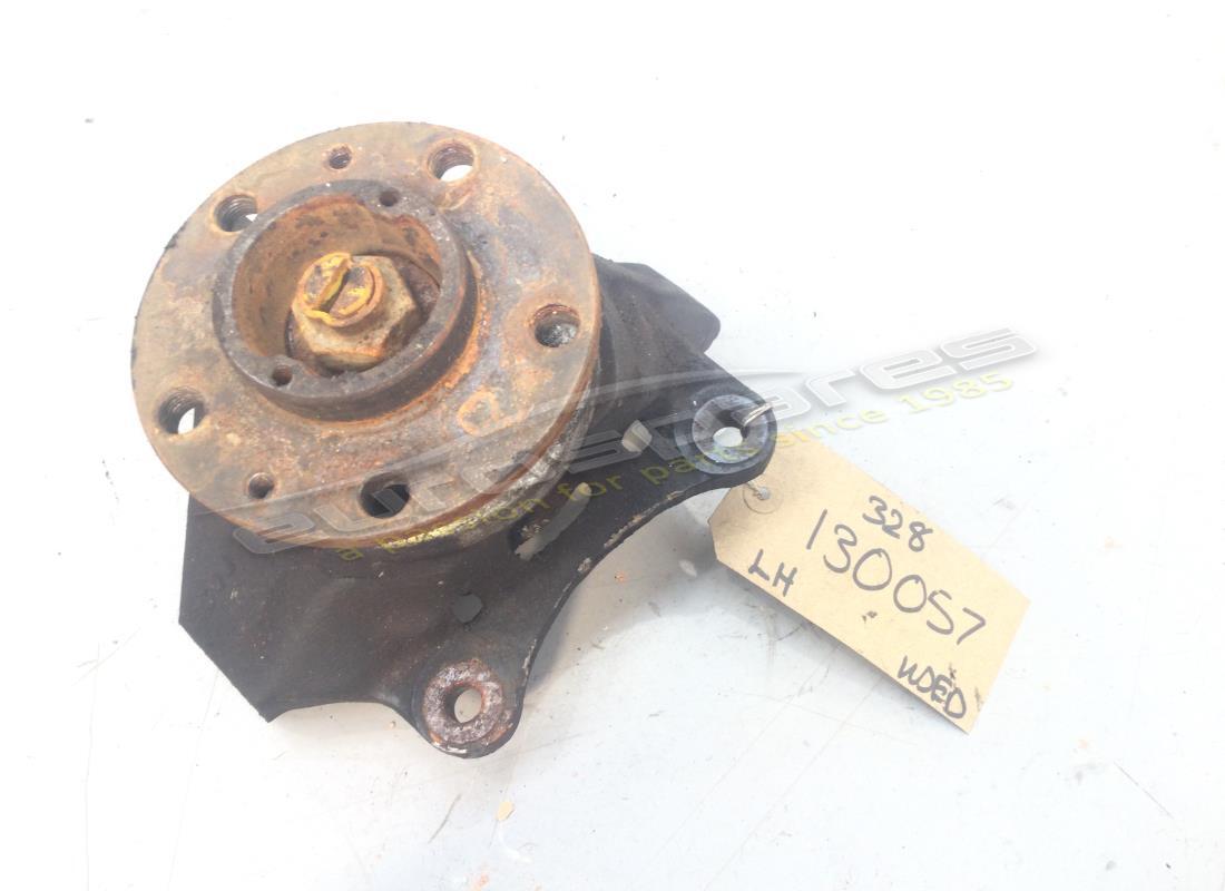 GEBRAUCHT Ferrari LINKER VORDERACHSSTÜCK. TEILENUMMER 130057 (1)