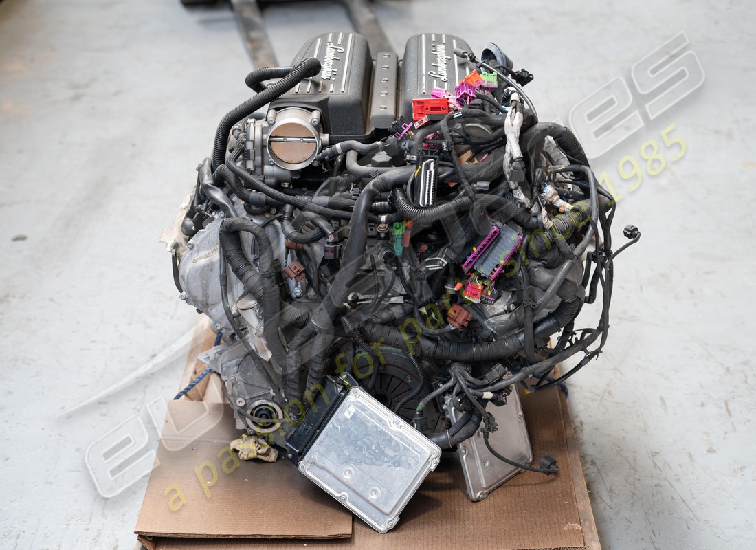 GEBRAUCHTER LAMBORGHINI LP570 MOTOR. TEILENUMMER MR00Y9570SL (4) gebrauchter lamborghini lp570 motor. teilenummer mr00y9570sl (4)