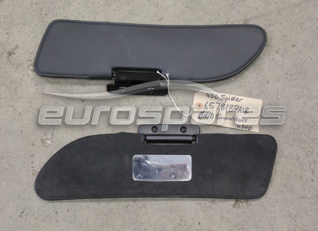 GEBRAUCHTES Ferrari PAAR SONNENBLENDE. TEILENUMMER 657818PAIR (1)