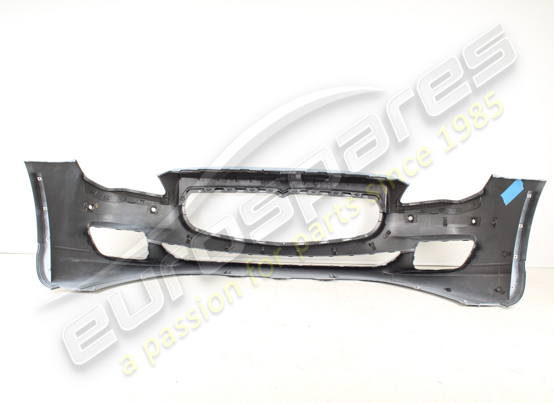 neuer maserati frontstoßstange. teilenummer 673000020 (2)