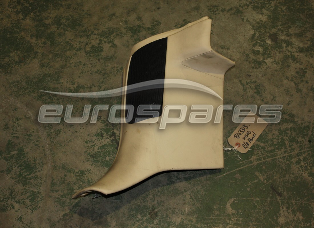 GEBRAUCHT Ferrari RECHTE UNTERE SEITLICHE VERKLEIDUNG . TEILENUMMER 843313.. (1)