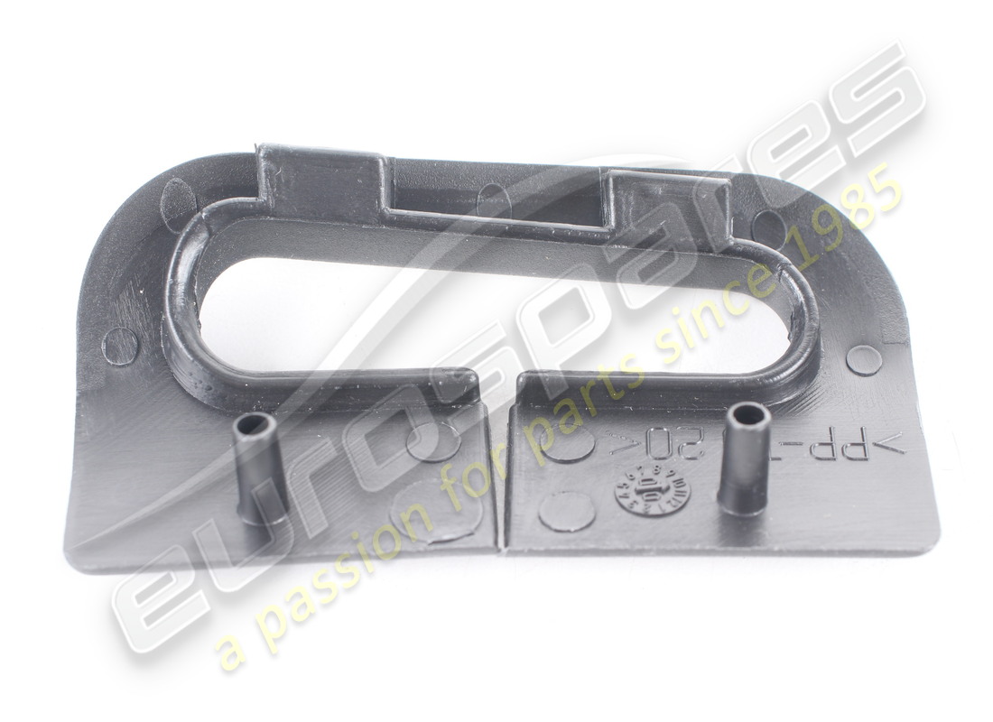 NEUES MASERATI PLATTE FÜR ZENTRALEN SICHERHEITSGURT. TEILENUMMER 67203400 (3) neues maserati platte für zentralen sicherheitsgurt. teilenummer 67203400 (3)