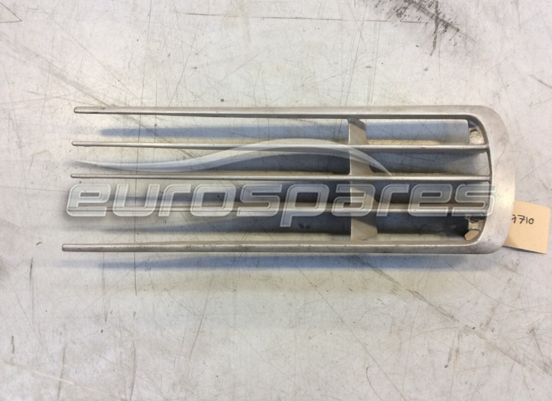neuer ferrari heckflügelgitter links. teilenummer 62529710 (1)