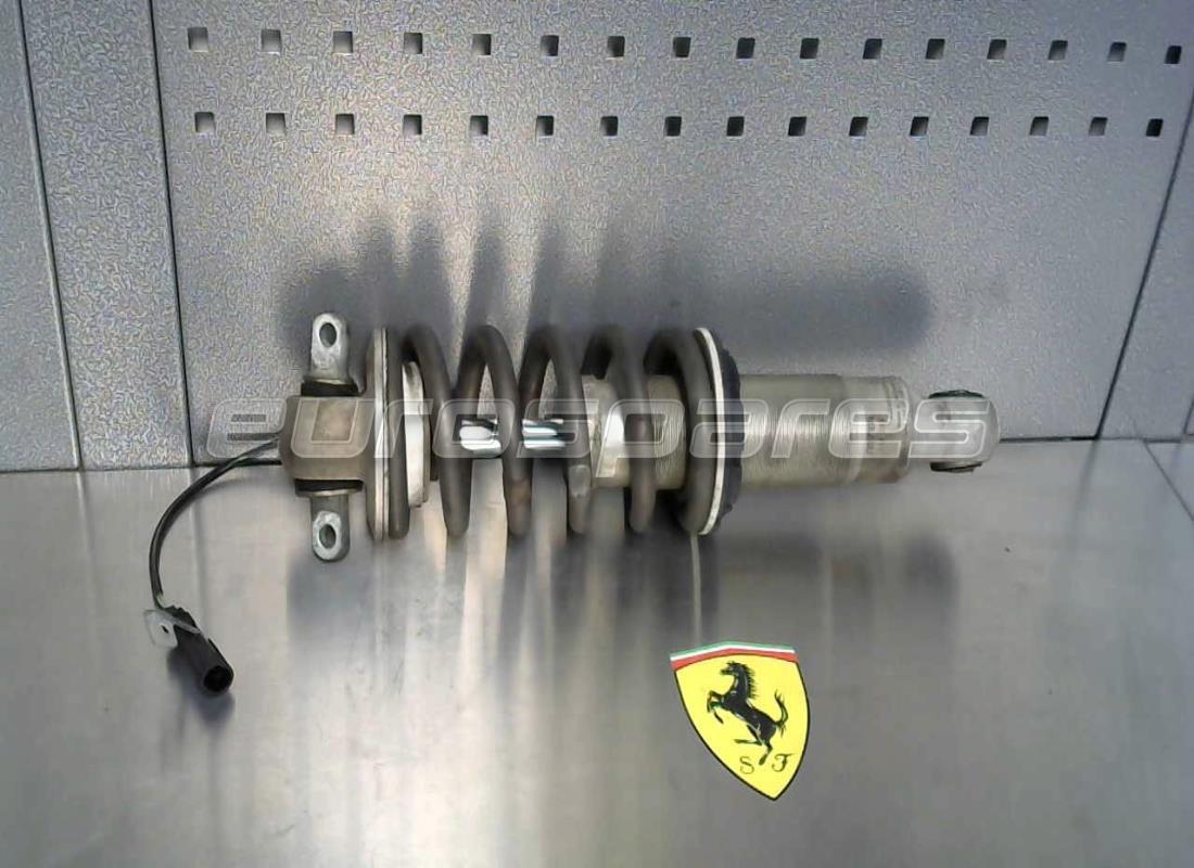 GEBRAUCHTER Ferrari VORDERER STOSSDÄMPFER. TEILENUMMER 235232 (1)
